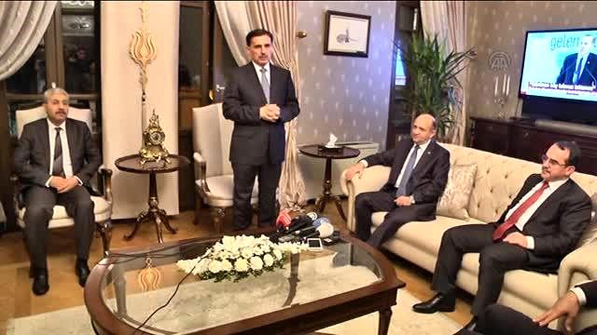 Bakan Işık, Vali Ercan Topaca\'yı Ziyaret Etti