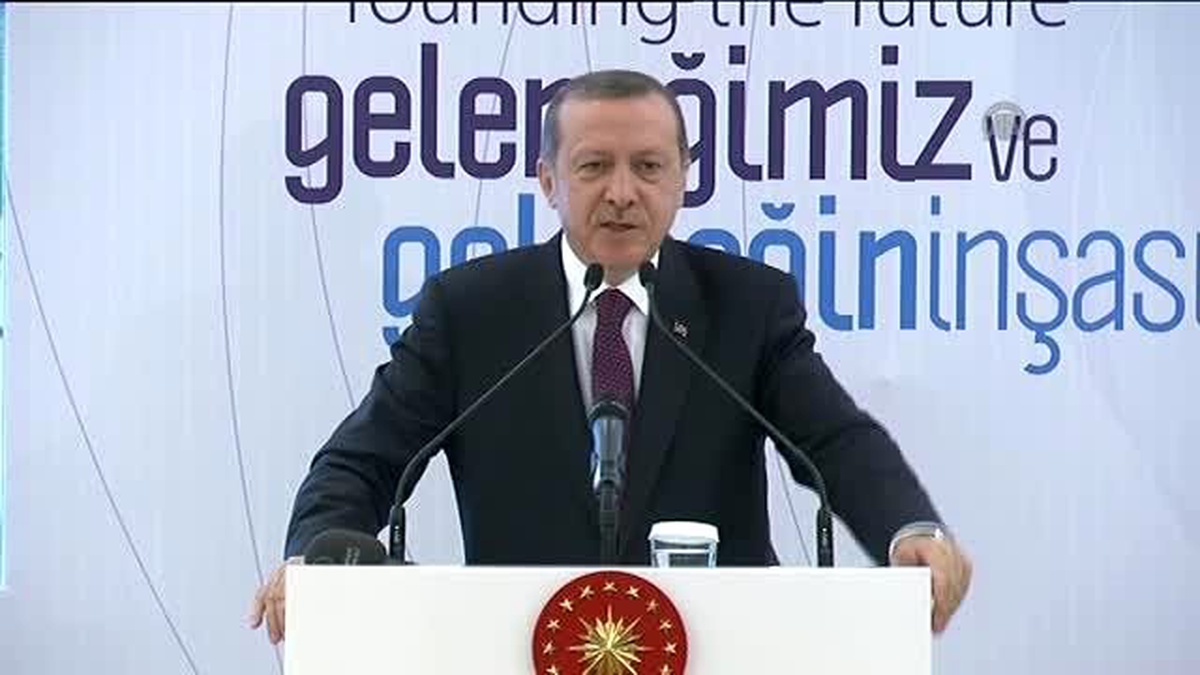 Cumhurbaşkanı Erdoğan - "Halep\'i Neden Konuşmuyoruz da Kobani?"