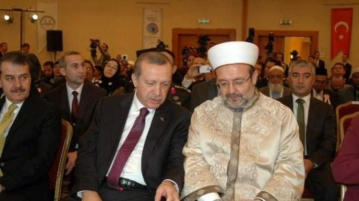 Cumhurbaşkanı Erdoğan: "İslam Çatısı Altında Gibi Yapıp Okulları ile Belli Grupların Çıkarları İçin...