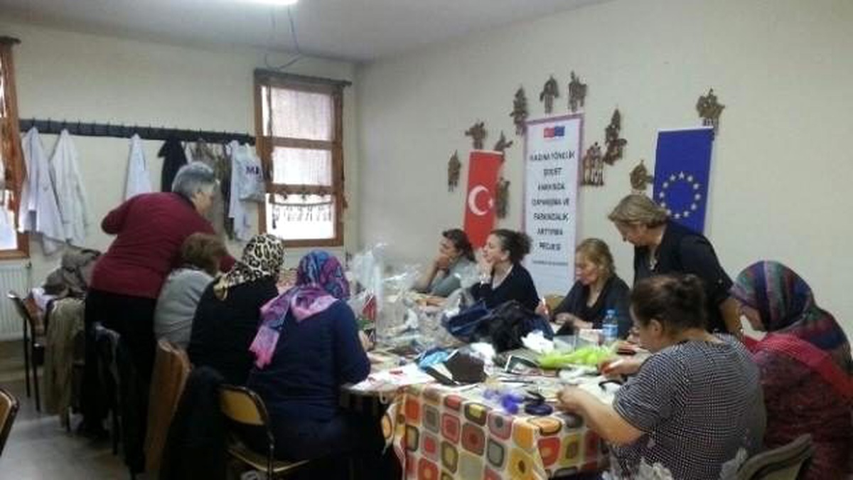 Düzceli Kadınlar Şiddete Karşı Bilinçleniyor
