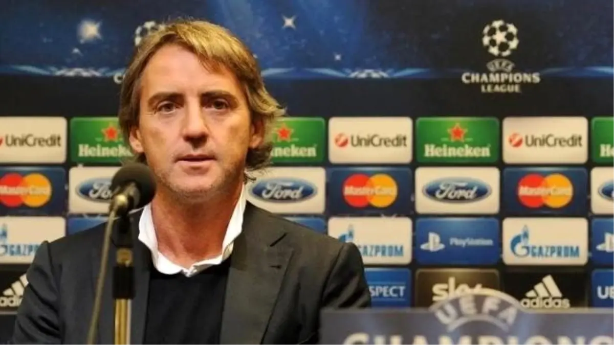 Galatasaray\'a Mancini Darbesi!