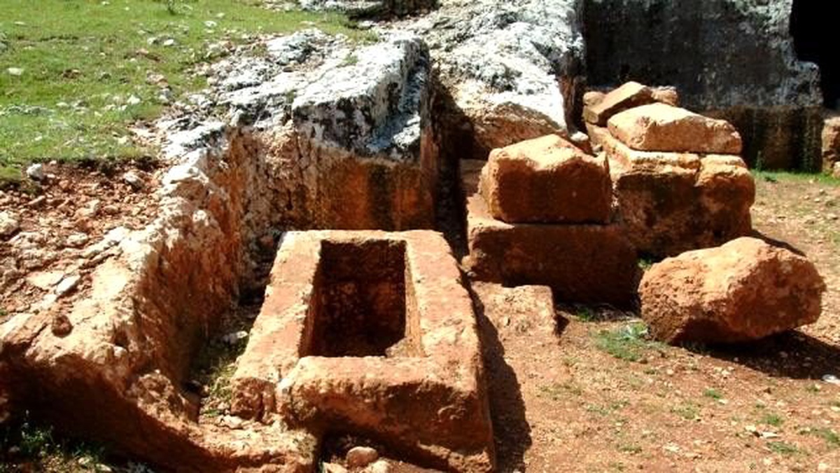 İki Bin Yıllık Kaya Mezarı Turizme Kazandırılacak