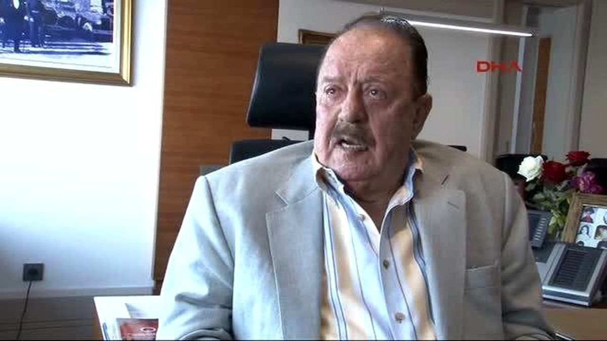 İlhan Cavcav\'dan Sakal Yasağı!...