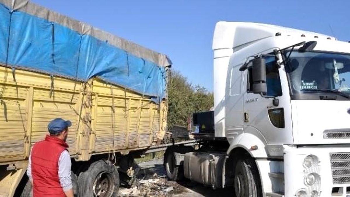 Kaza Sonrası Kilometrelerce Araç Kuyruğu Oluştu
