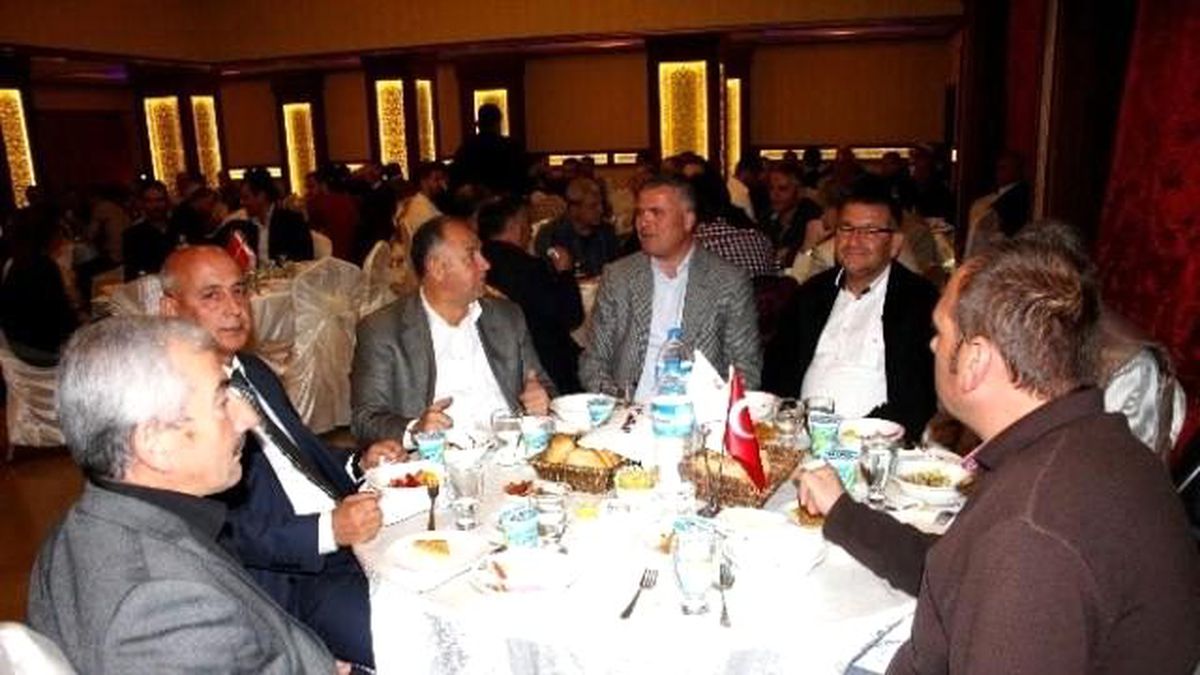 Mogder, Oto Galericiler Sitesi İçin Başkan Kocamaz ile Görüşecek