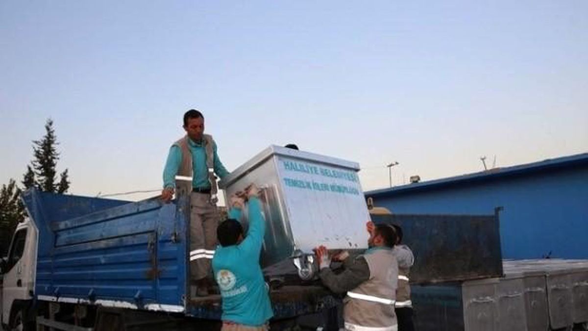 Şanlıurfa\'da 32 Mahallenin Çöp Konteynırları Yenileniyor