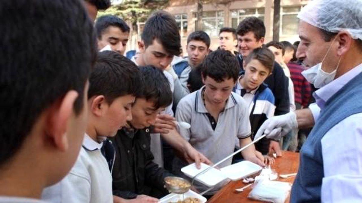 Tavşanlı Eml\'de Aşure Günü