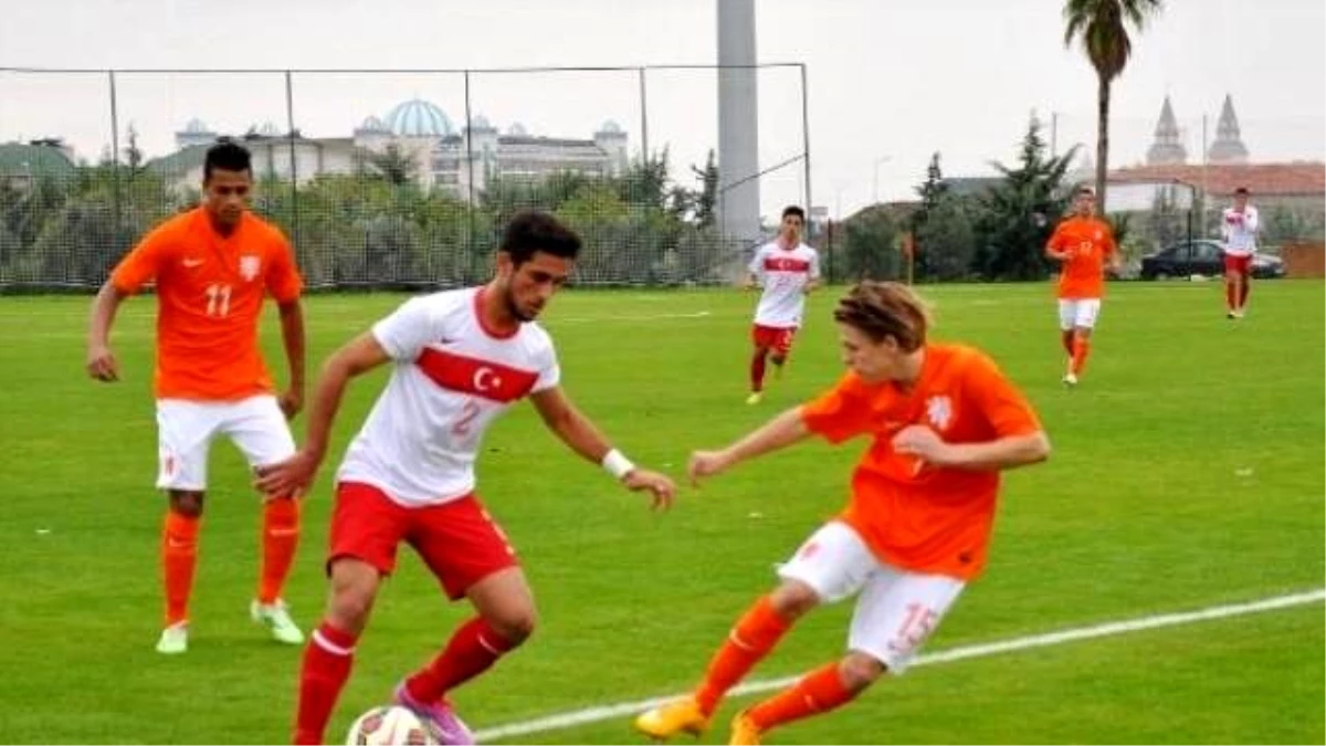 Türkiye-Hollanda: 1-1 (U18 Dostluk Turnuvası)