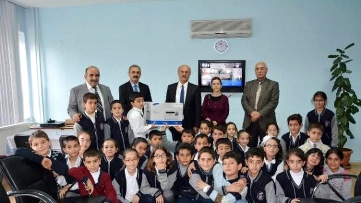 Adıyaman Belediyesi\'nden Atık Pil Toplama Şampiyonlarına Hediye