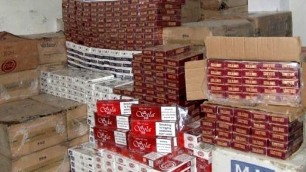 Antalya\'da Kaçak Sigara Operasyonu