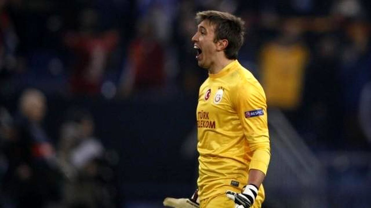 Aslan\'da Satılmayacak Tek İsim Muslera