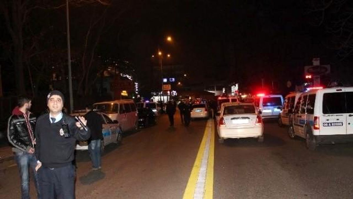 Başkent\'te Polis Ekiplerine Silahlı Saldırı