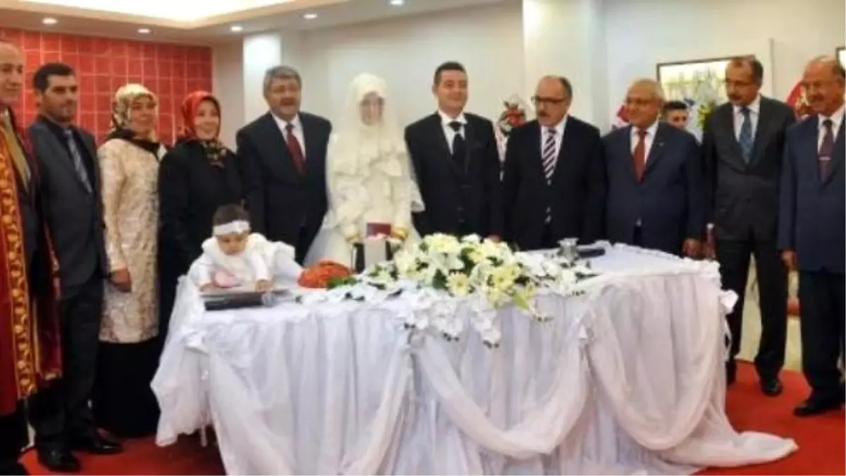 Beşir Atalay Nikah Şahidi