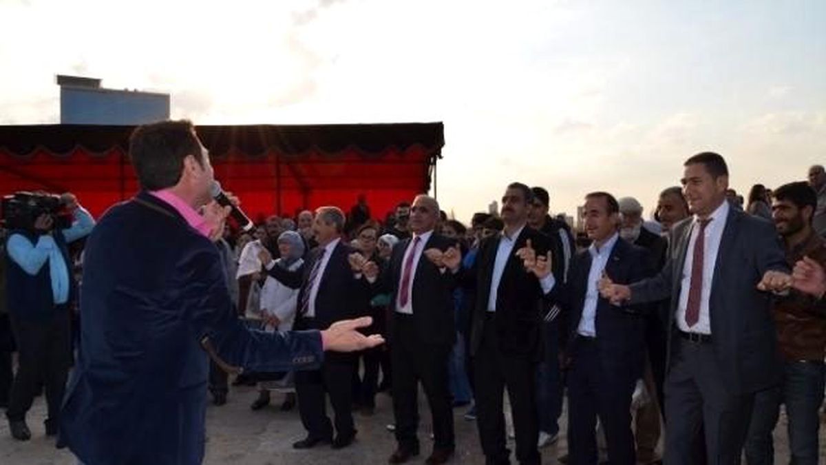 Bünyamin Babahan Bitlislileri Coşturdu