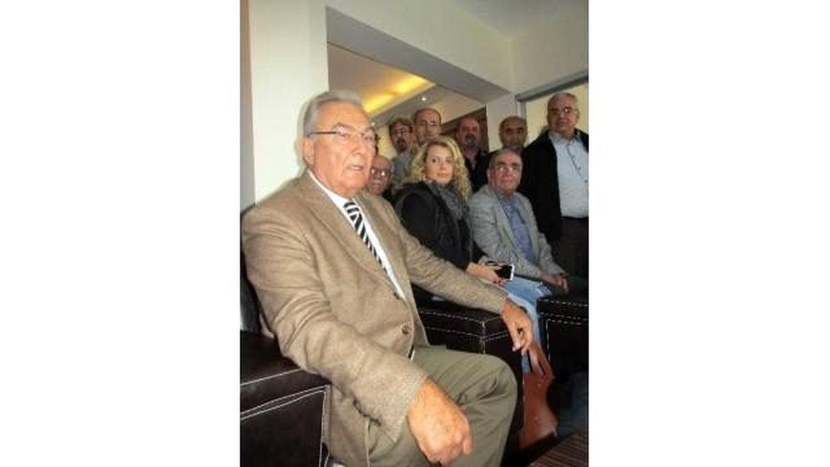 Deniz Baykal Aydın\'da Partisini Ziyaret Edip Partililere Seslendi