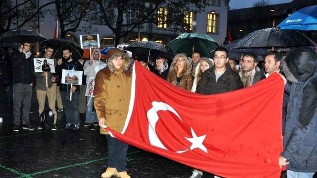 İsrail, Avrupa\'nın Birçok Kentinde Protesto Edildi