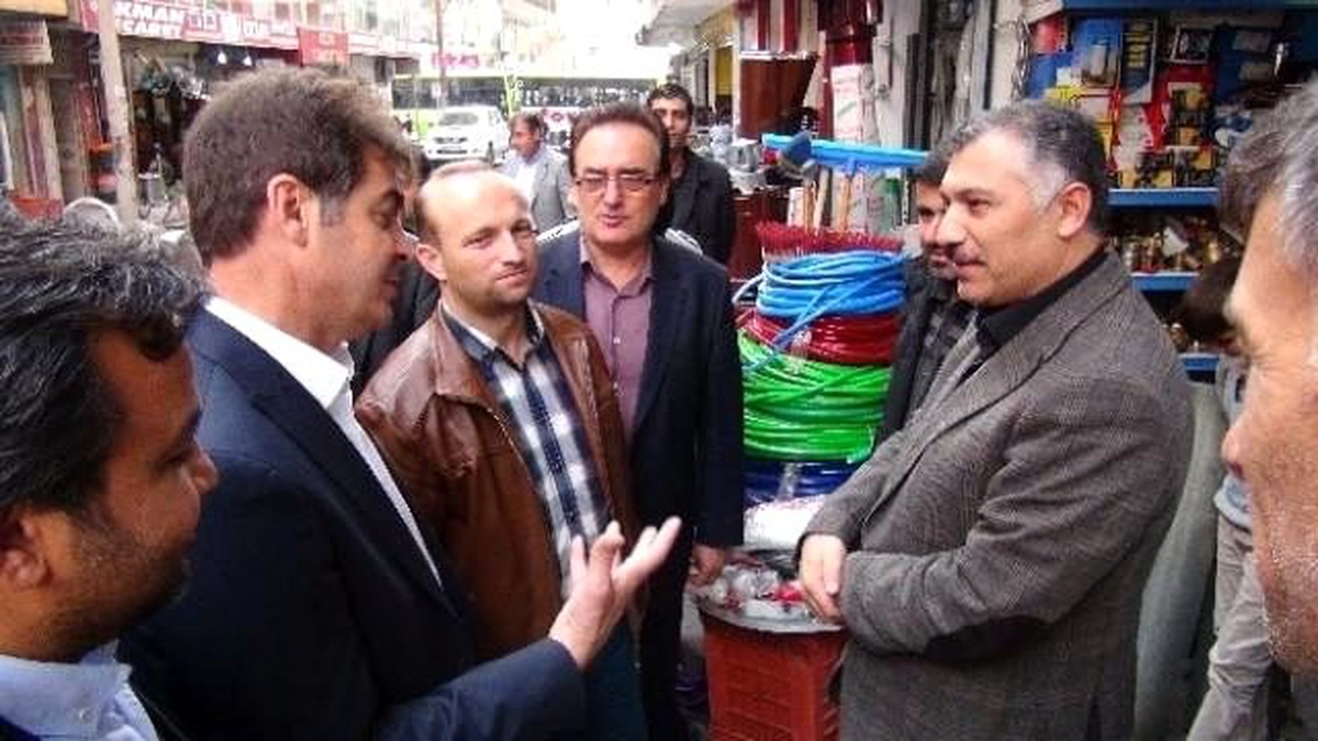 Kızıltepe\'de Olaylar Sırasında Yanan İş Yerlerine Ziyaret
