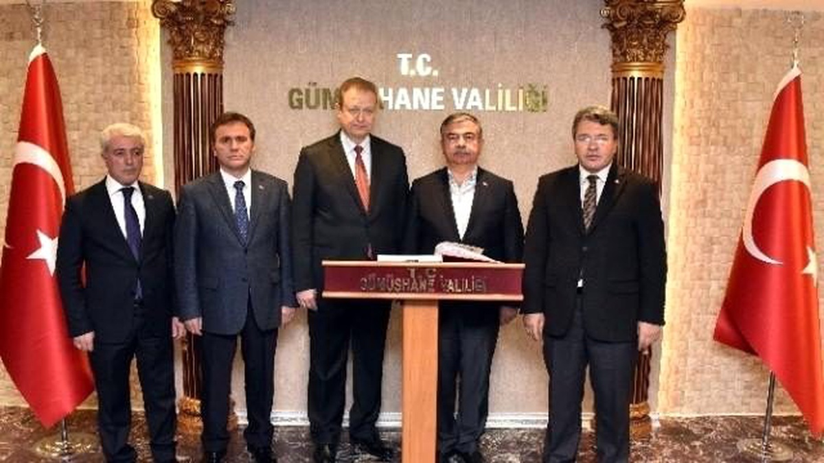 Milli Savunma Bakanı İsmet Yılmaz Gümüşhane\'de