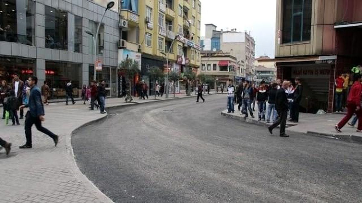 Nuri Bayar Caddesi Asfaltlandı
