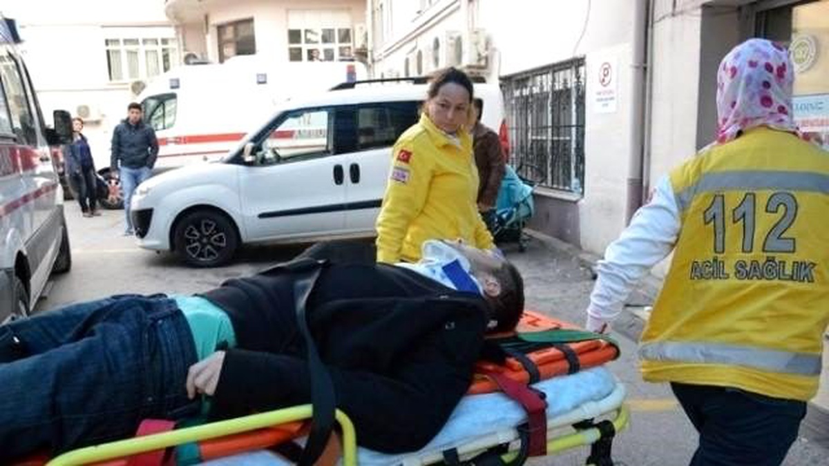 Trenin Önüne Atlayarak İntihar Etmek İstedi