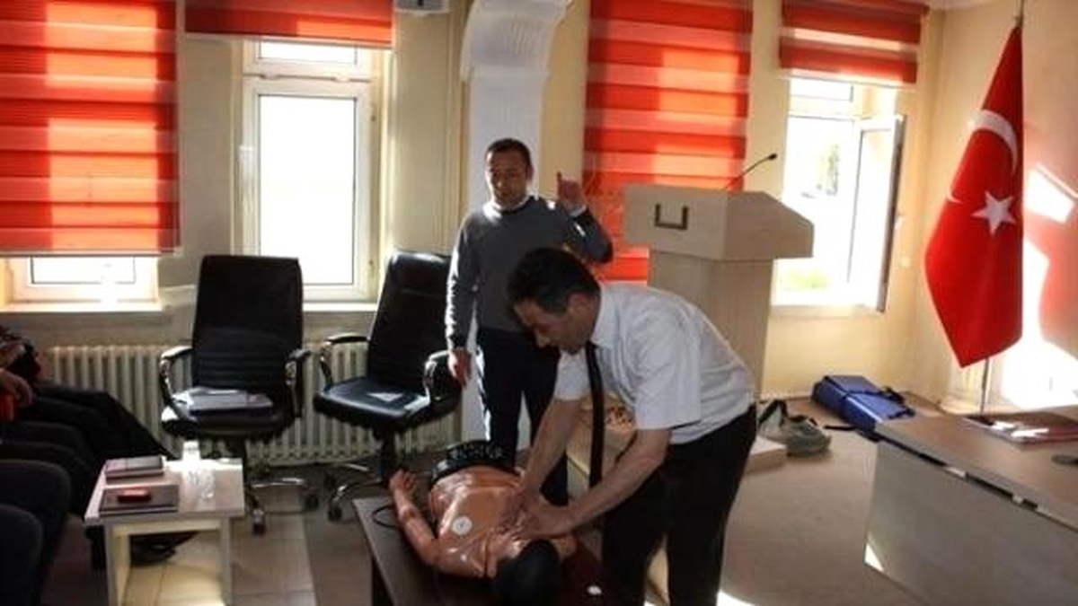 Yozgat Gıda Tarım ve Hayvancılık İl Müdürlüğü Personeline İlk Yardım Eğitimi Verildi