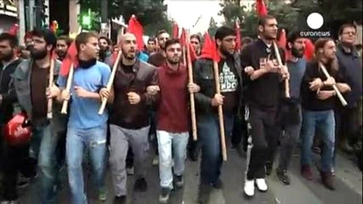 1973 Öğrenci Ayaklanması Atina\'da Bir Kez Daha Anıldı