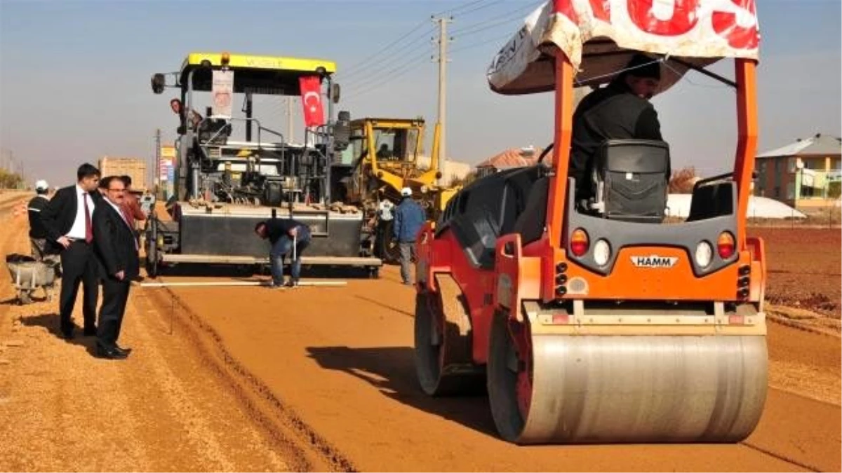 Afşin\'de İlk Defa "KIRMIZI Kodlu" Yol Çalışması...