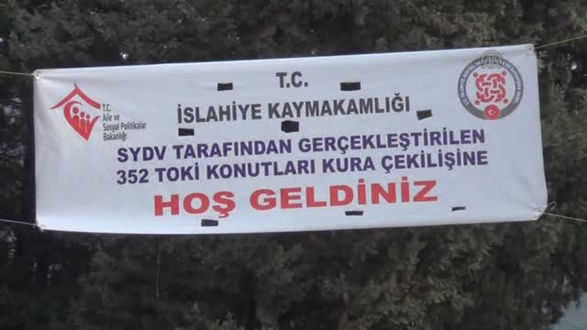 Aile ve Sosyal Politikalar Bakan Yardımcısı Atabek, Gaziantep'te