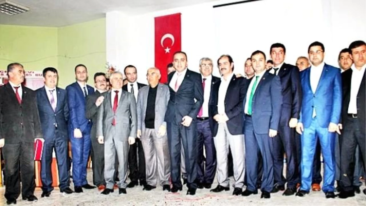 Ak Parti Bucak İlçe Başkanlığında Ünal Güven Tazeledi