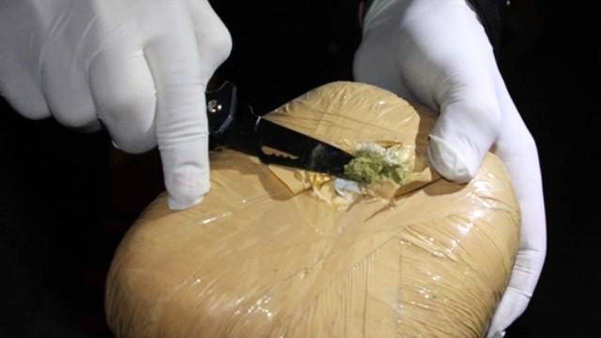 Alanya\'da 10 Kilo 750 Gram Esrar Ele Geçirdi