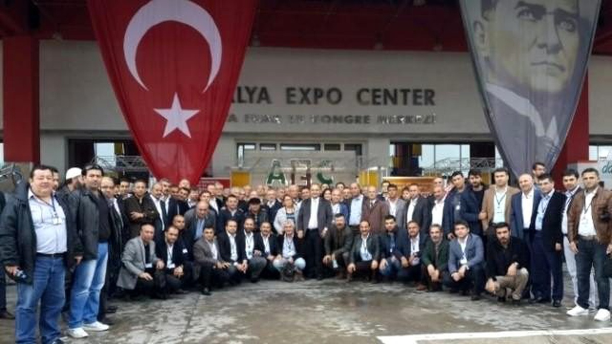 AYTO, 120 Üyesiyle Antalya\'ya Çıkartma Yaptı
