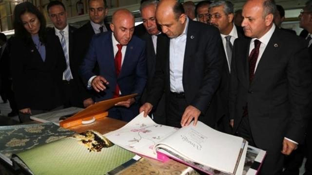 Bakan Işık, Mersin-Tarsus OSB\'de İncelemede Bulundu