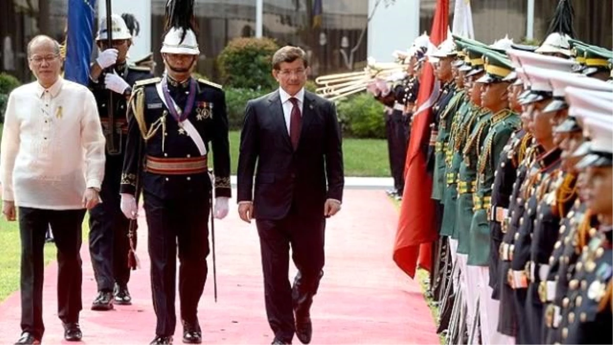 Başbakan Davutoğlu, Filipinler\'de