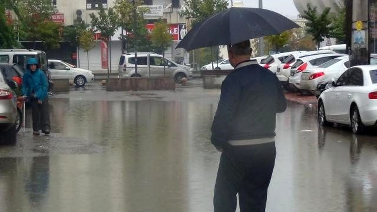 Batman Gölete Döndü