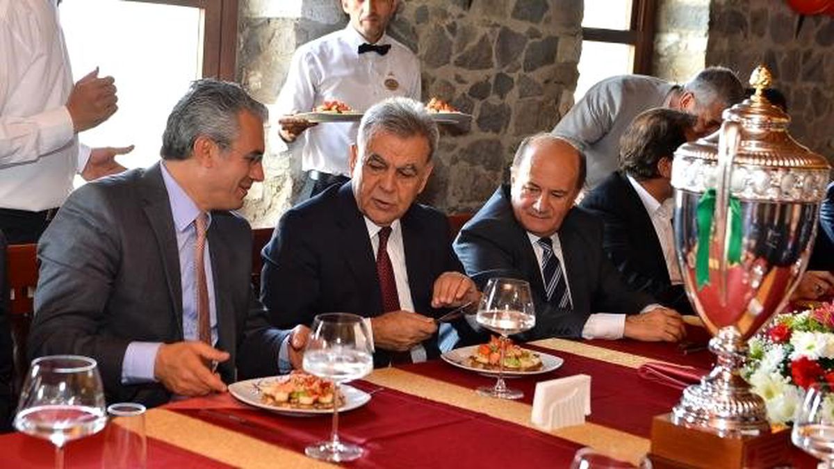 Çifte Şampiyonlara Başkan Dopingi