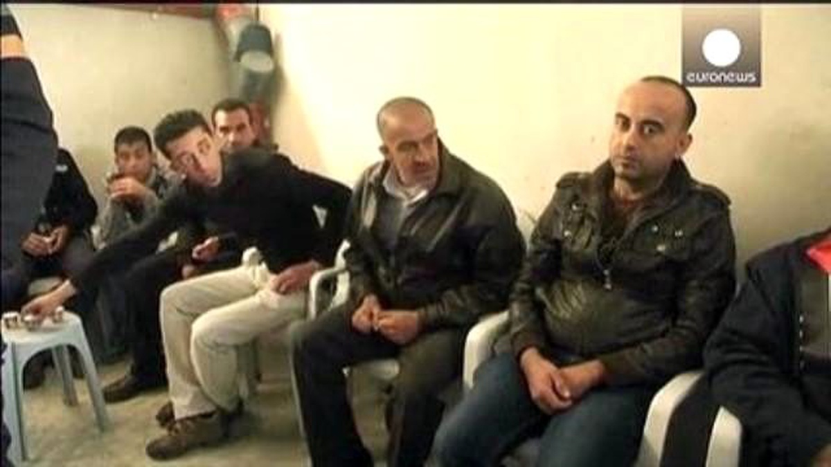 Filistinli Otobüs Şoförü Aracının İçinde Boynundan Asılmış Halde Bulundu