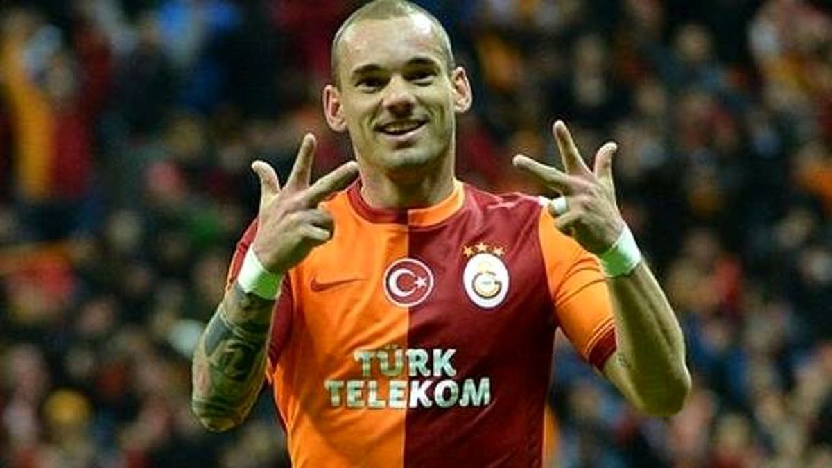 İtalyan Basını: Sneijder Kiralık Olarak Milan\'a İmza Atabilir"