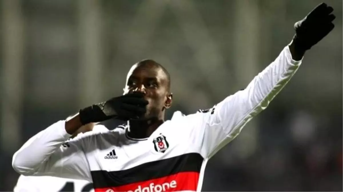 Kadir Çöpdemir Demba Ba\'ya Şiir Yazdı: Demba Ba Bizi Cumaya Götür!