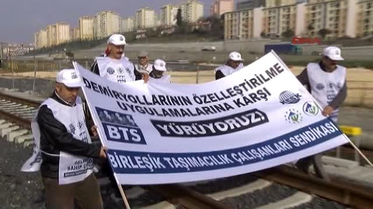 Özelleştirmeye Karşı Demiryolunda Yürüyüş