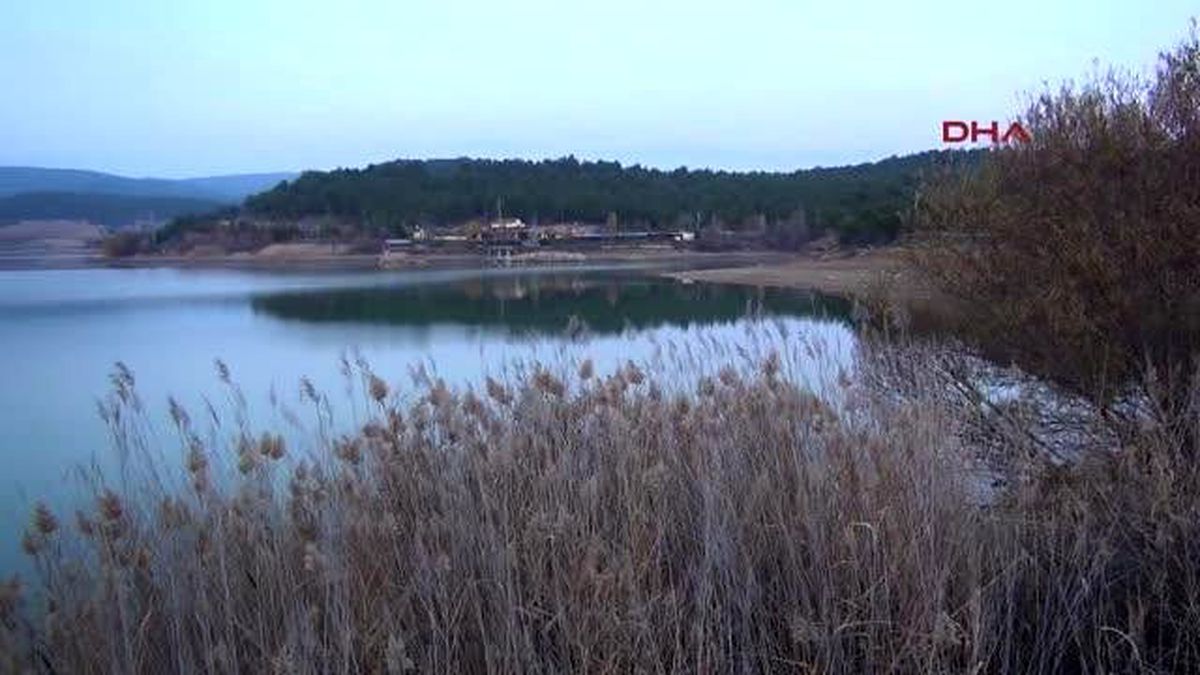 Uşak'ta 35 Yıllık Gölet Boşaltılıyor