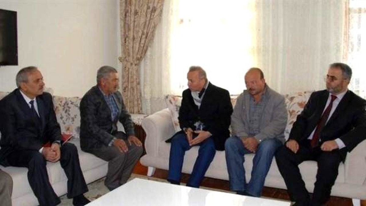 Vali Güner\'den Acılı Aileye Taziye Ziyareti