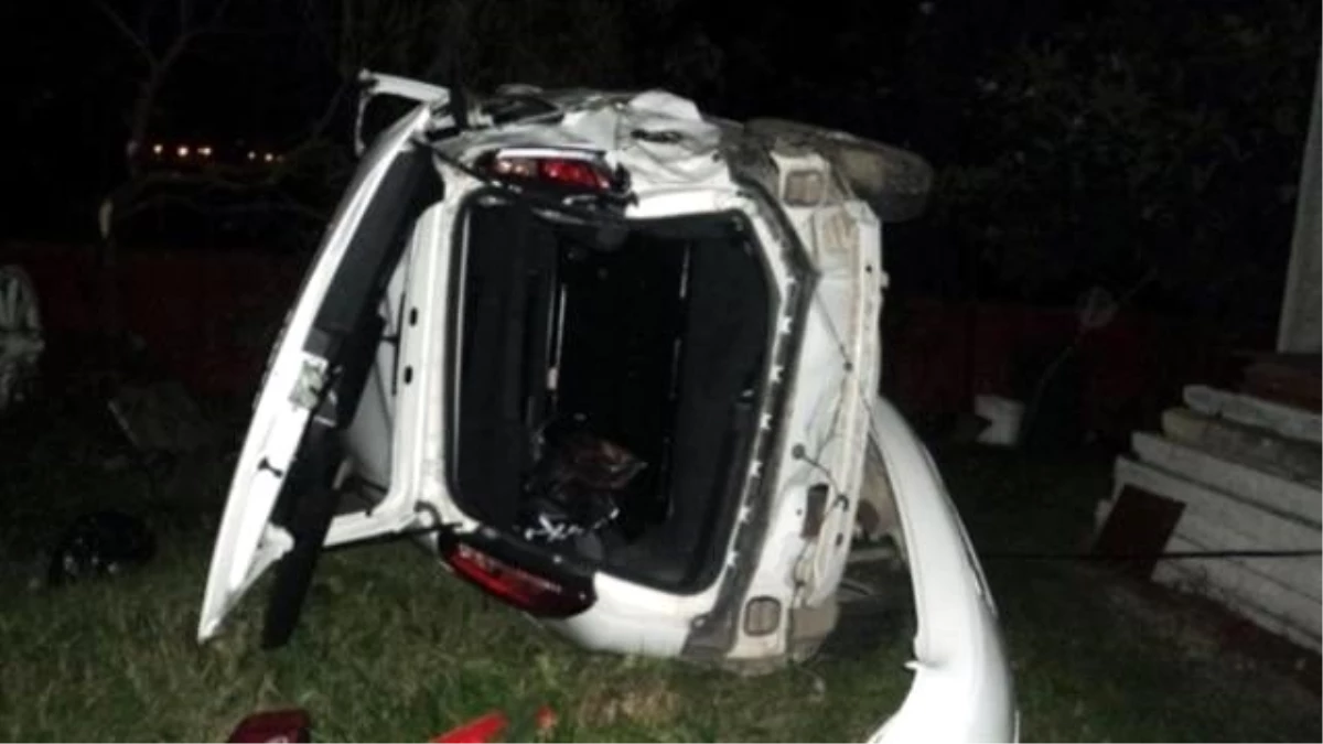 Zonguldak\'ta İki Otomobil Çarpıştı: 2 Ölü, 2 Yaralı