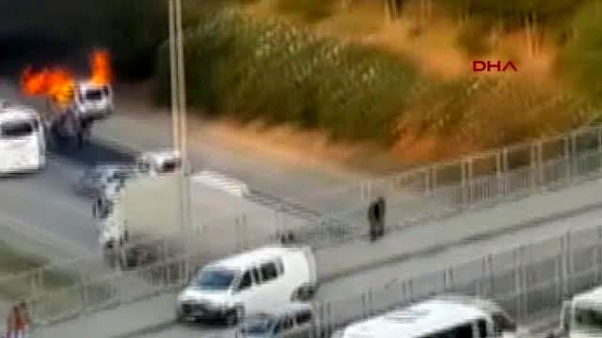 Adana Zabıta Aracı Alev Alev Yandı