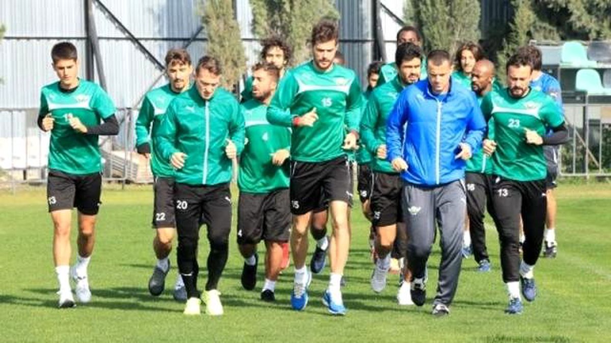 Akhisar Belediyespor\'un Başı Dönecek