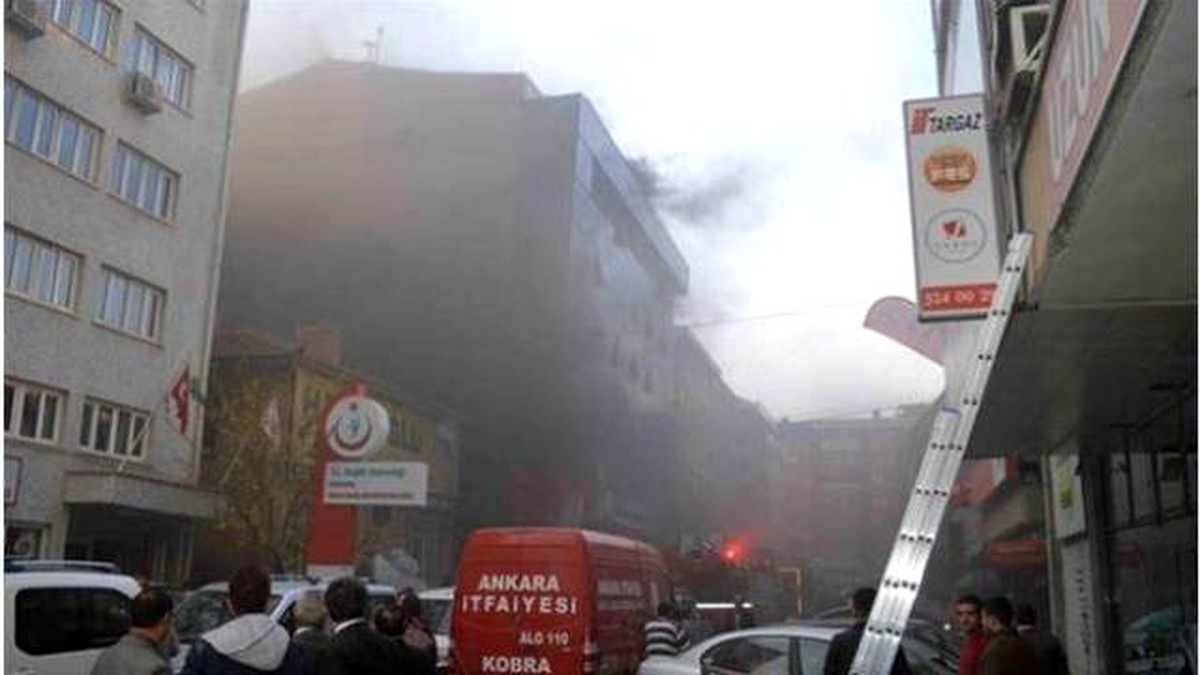 Ankara Halk Sağlığı Müdürlüğünde Yangın Çıktı