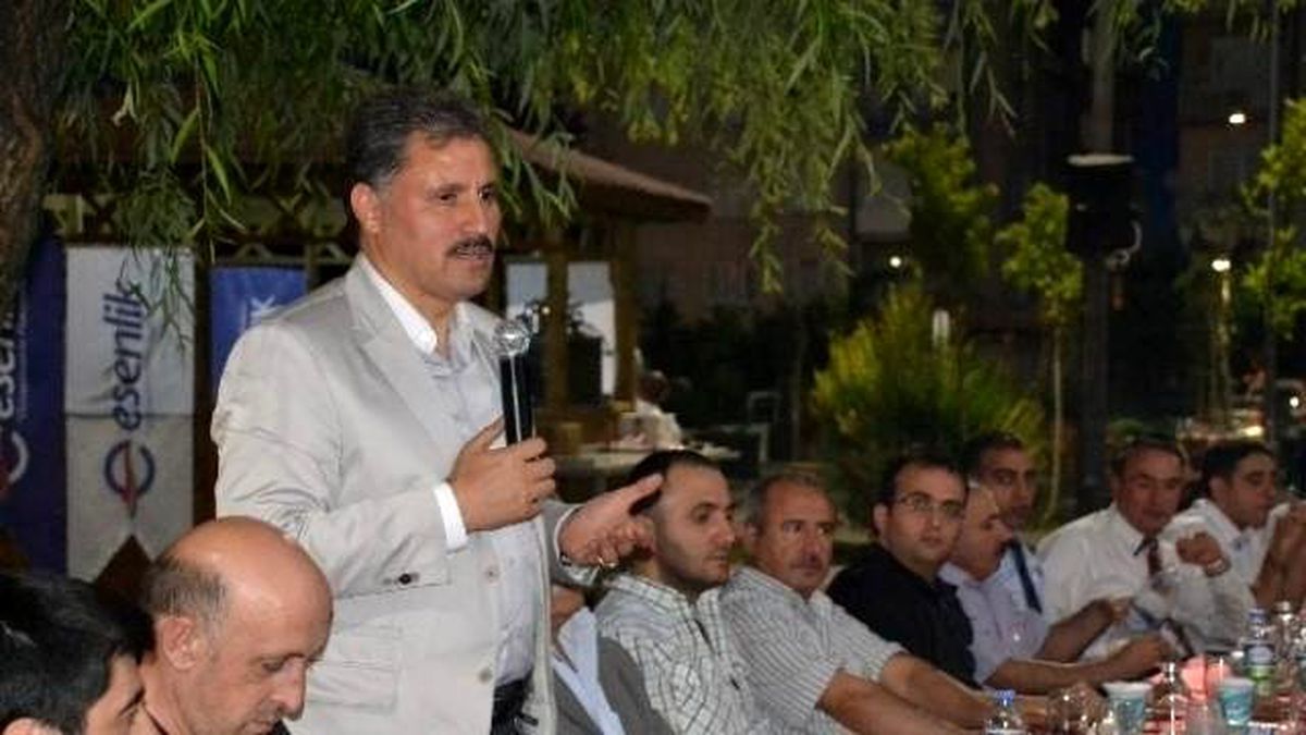Başkan Demirkaya, Gazetecilerle Bir Araya Geldi