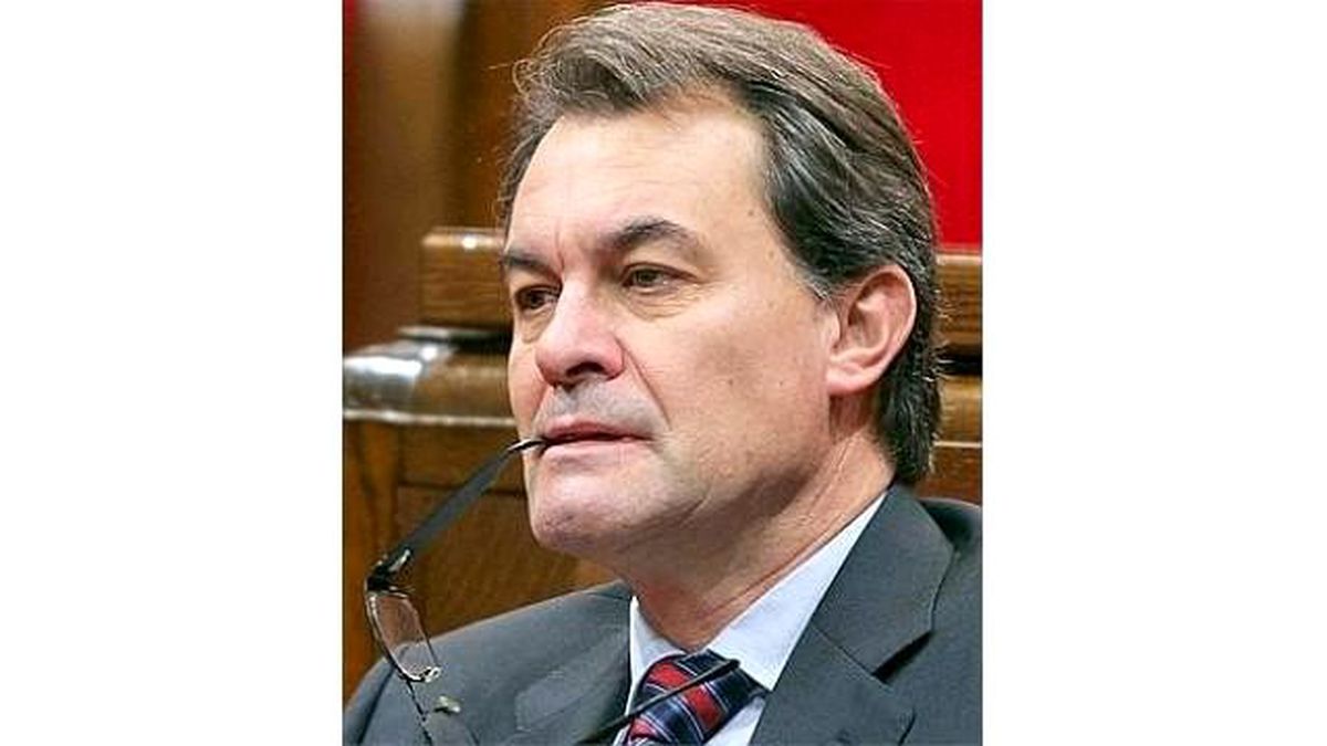 Katalonya Başkanı Mas\'a "Bağımsızlık Referandumu" Nedeniyle Dava Açılıyor