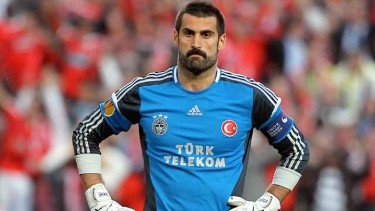 Volkan Demirel\'e Tepki