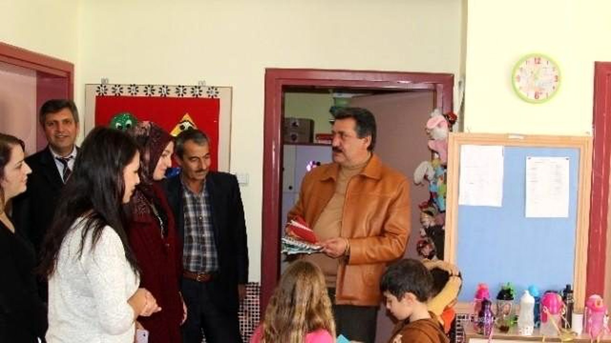 Başkan Kale\'den Anaokulu\'na Ziyaret