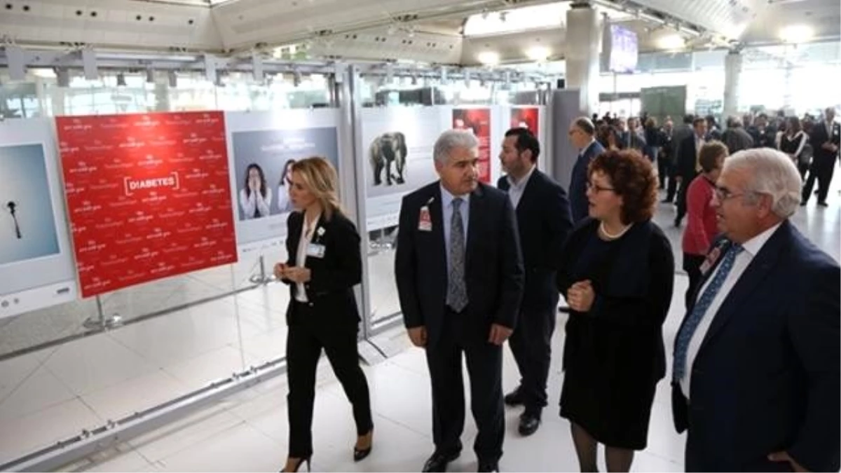Biz Yanınızdayız" Sergisi Atatürk Havalimanı\'nda Açıldı